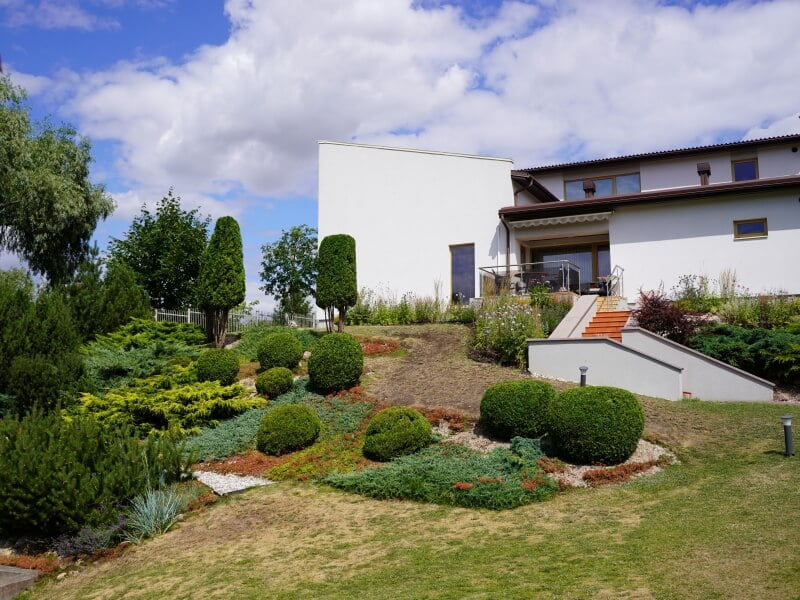 The new ideas for the garden also depend on the needs of the owners: in this case it was decided to leave more lawn. photo Lina Lubertaitė